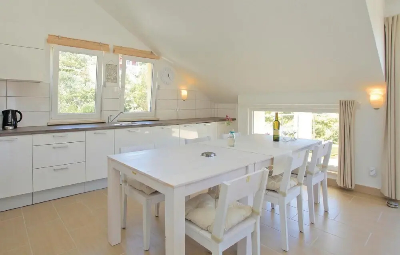 Stunning Home in Prigradica With Jacuzzi, Wifi and 8 Bedrooms