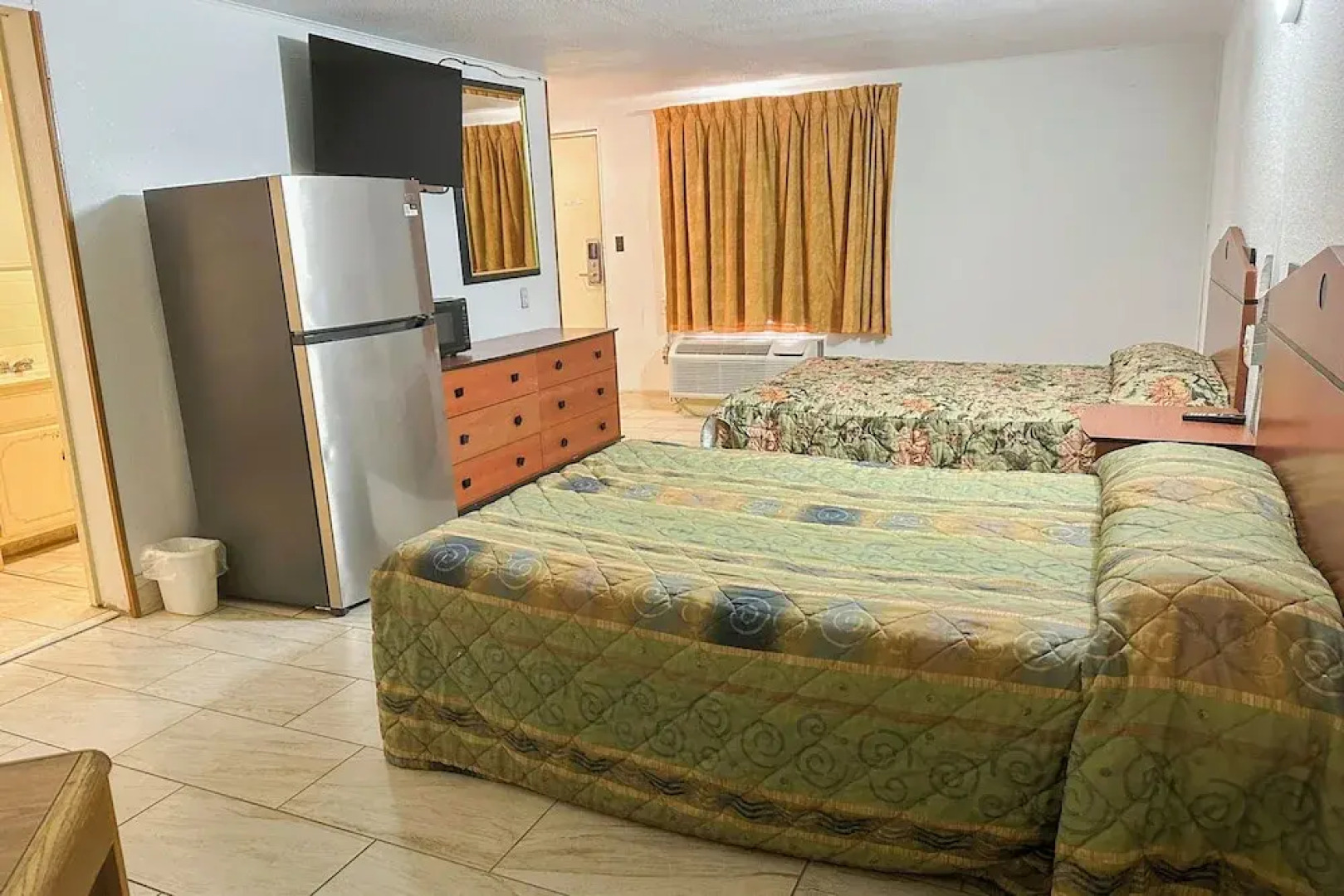 Shamrock Kings Inn By Oyo Marked Tree I-555