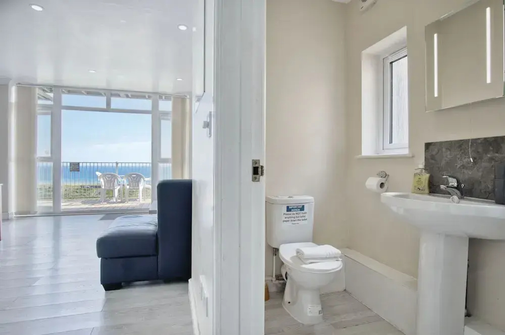 Dunes End - 2 Bedroom Apartment - Pendine