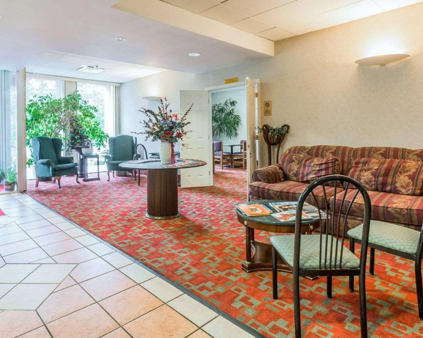 Econo Lodge Near Stewart International Airport