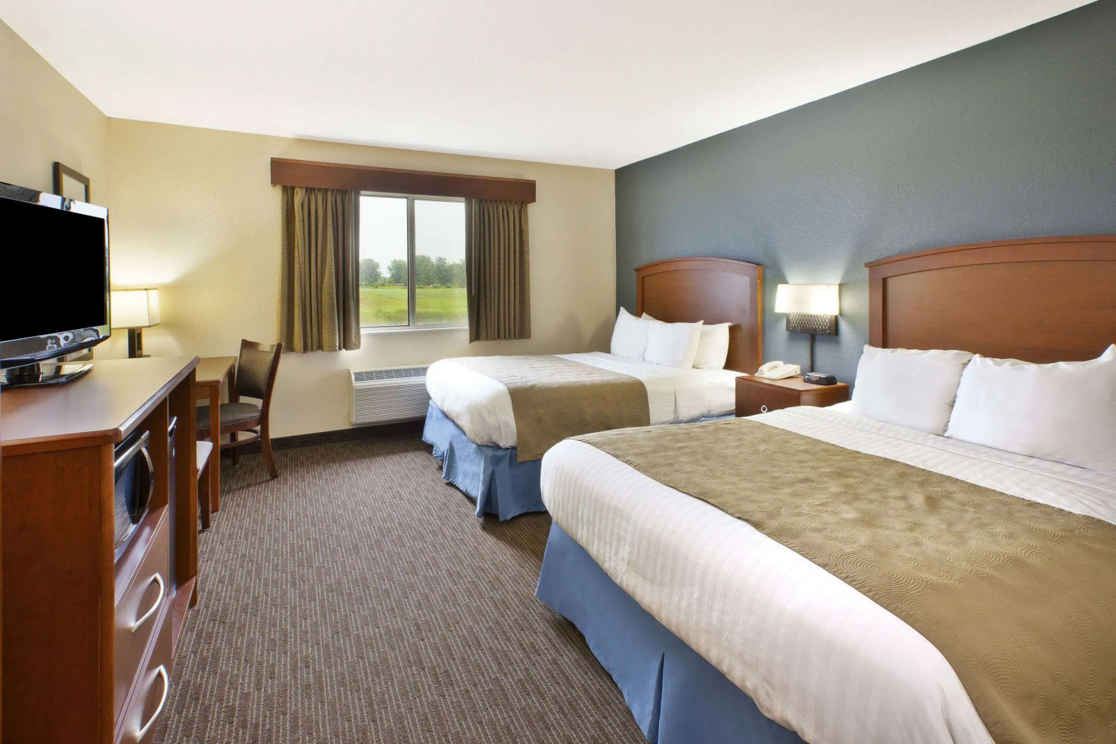 AmericInn by Wyndham Bay City
