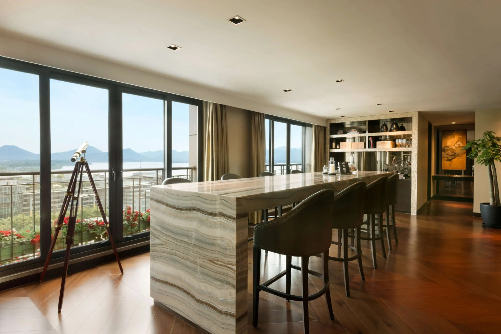 Midtown Shangri-La, Hangzhou