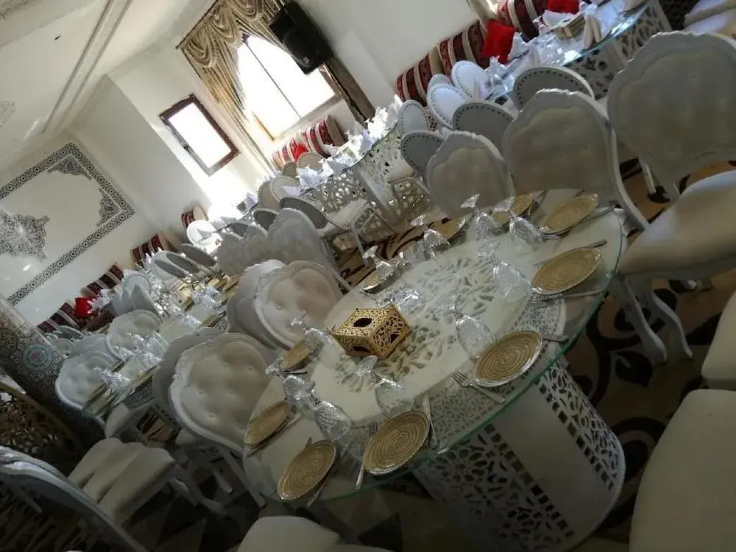 Hotel Resturant Arij