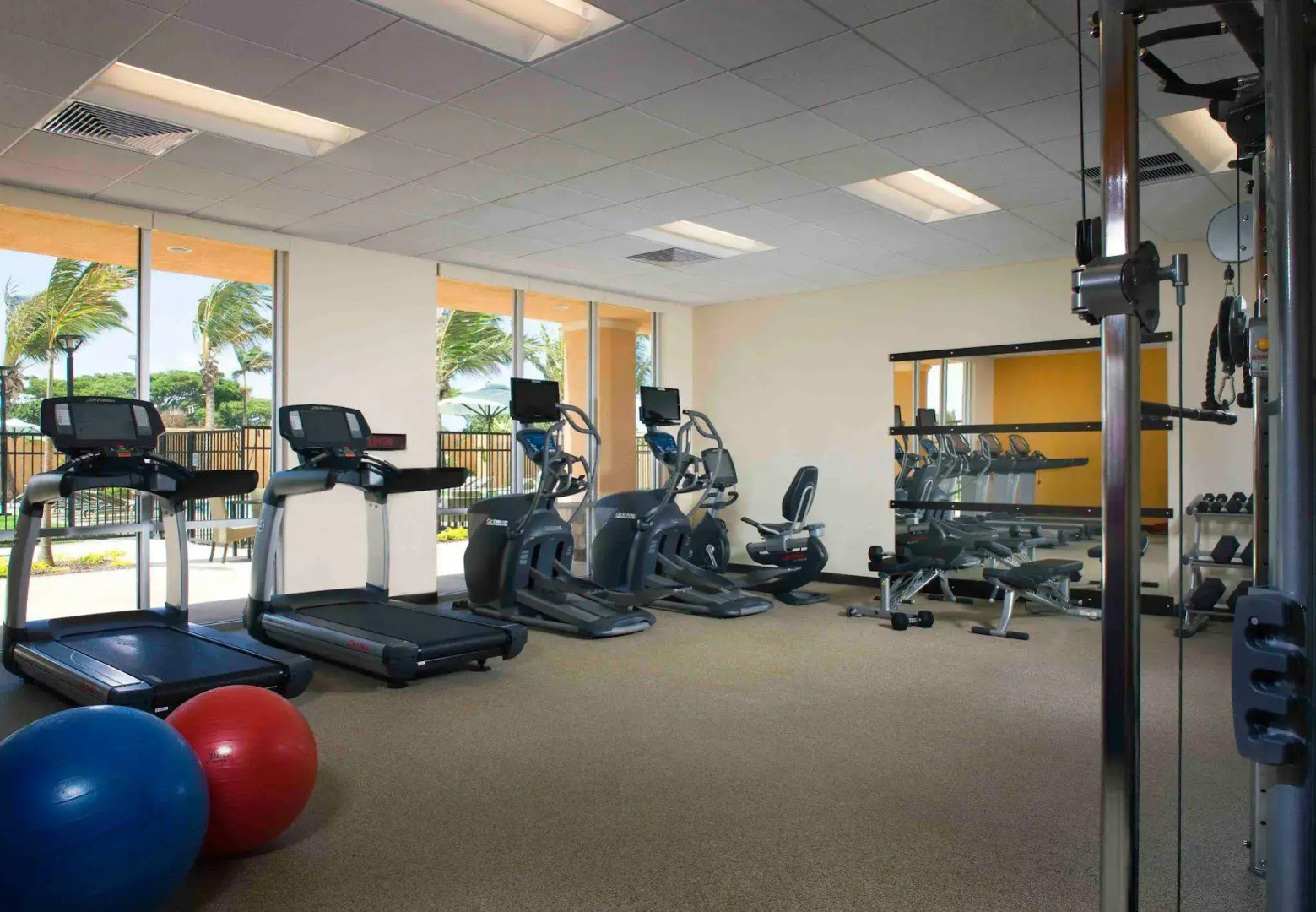 Courtyard Maui Kahului Airport