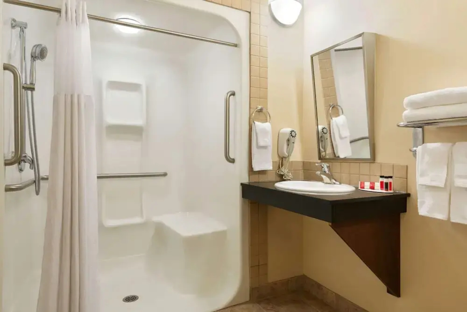 Ramada Drayton Valley