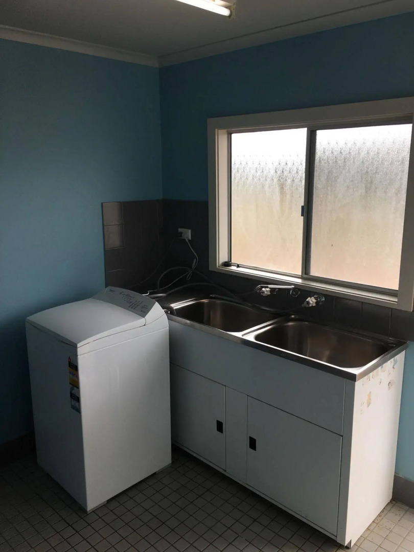 Away Cottages Broken Hill