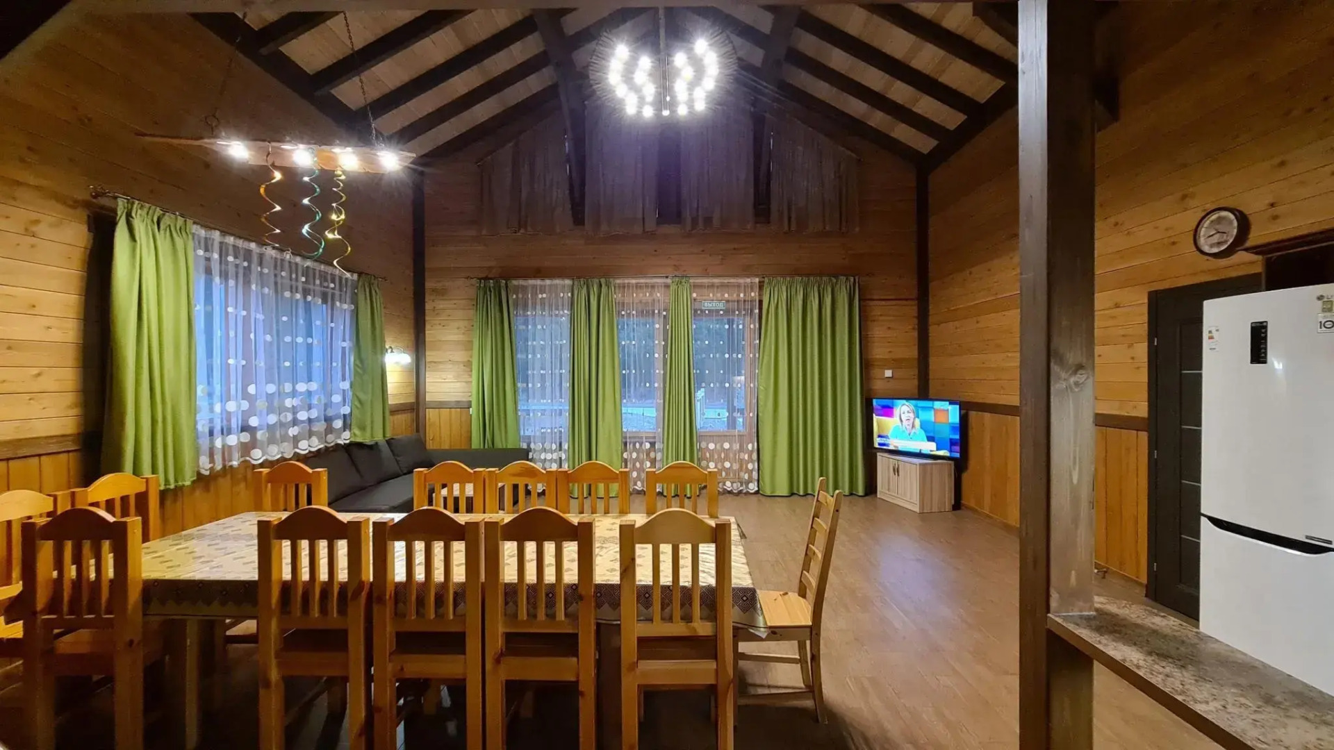 Коттедж Б1 на базе отдыха Новинки Парк