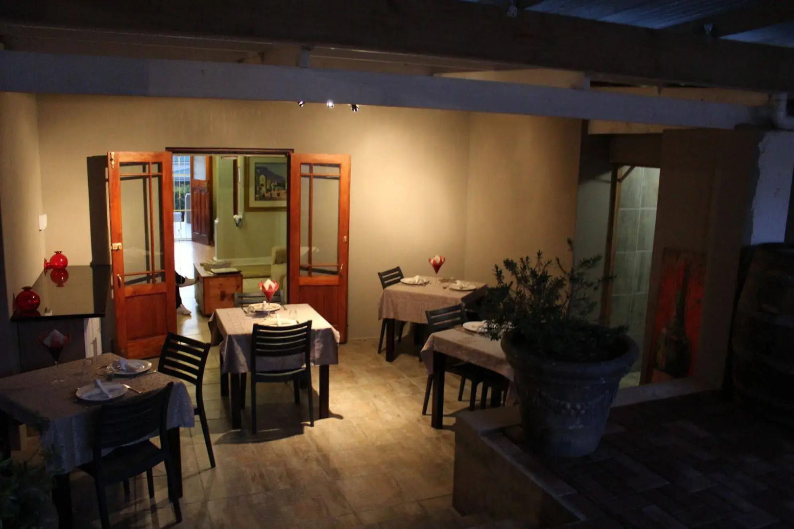 Flametree Guesthouse