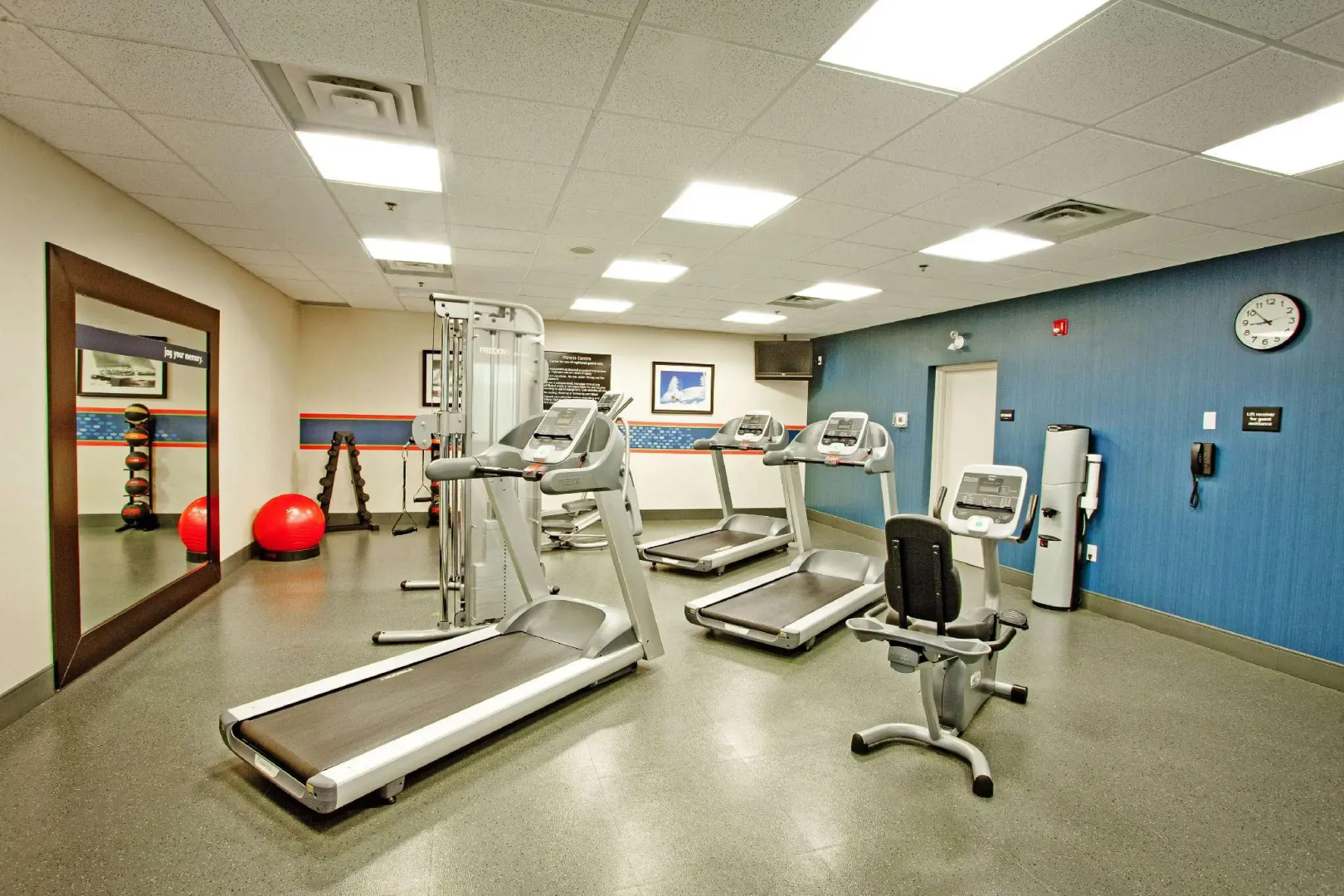 Hampton Inn & Suites Barrie