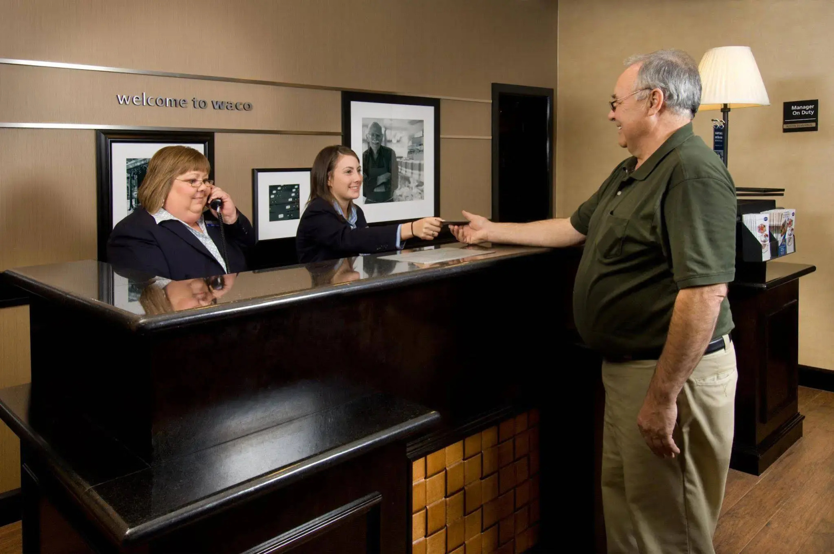 Hampton Inn & Suites Waco-South