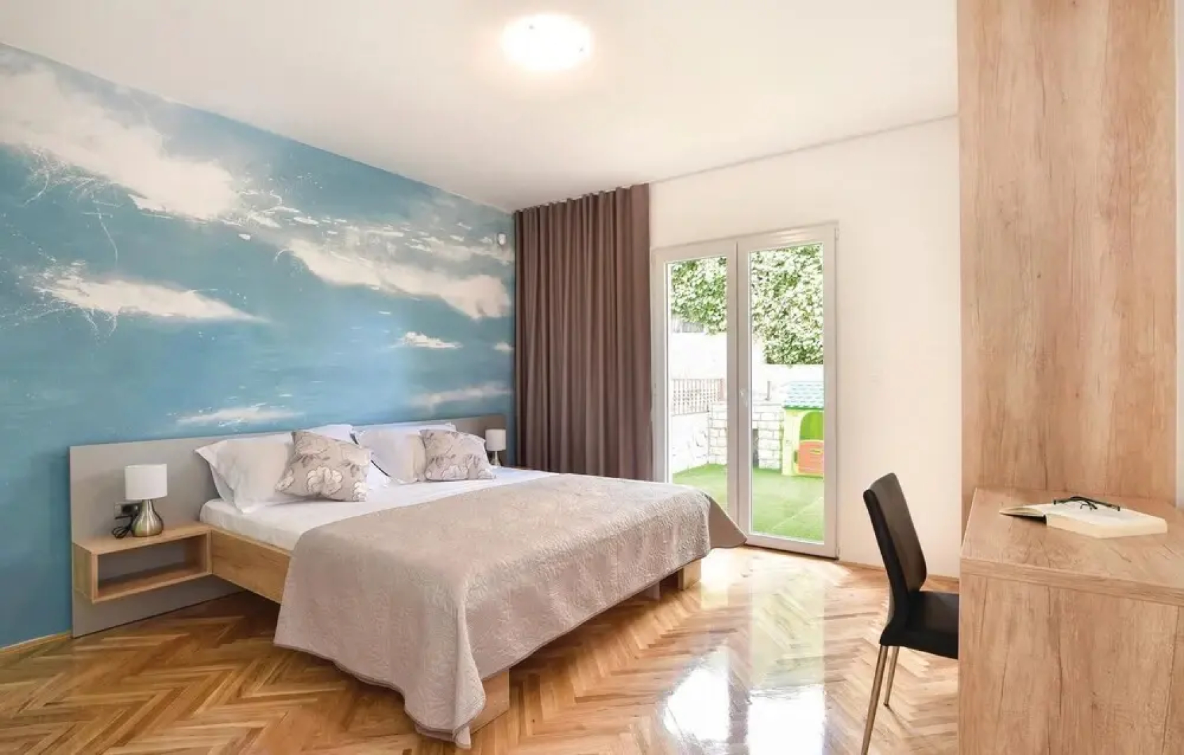 Stunning Home in Okrug Gornji With Jacuzzi, Wifi and 6 Bedrooms