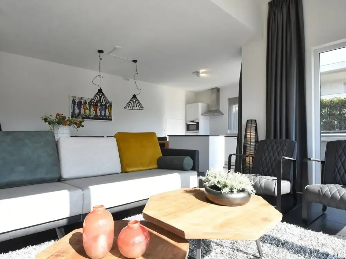 Modern Villa with Large Garden by the Water with Hot Tub & Infrared Sauna