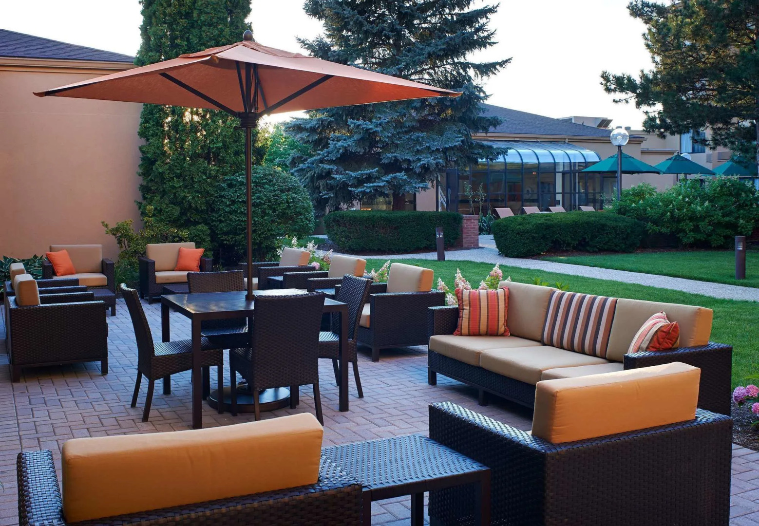 Comfort Inn & Suites Arlington Heights - Buffalo Grove