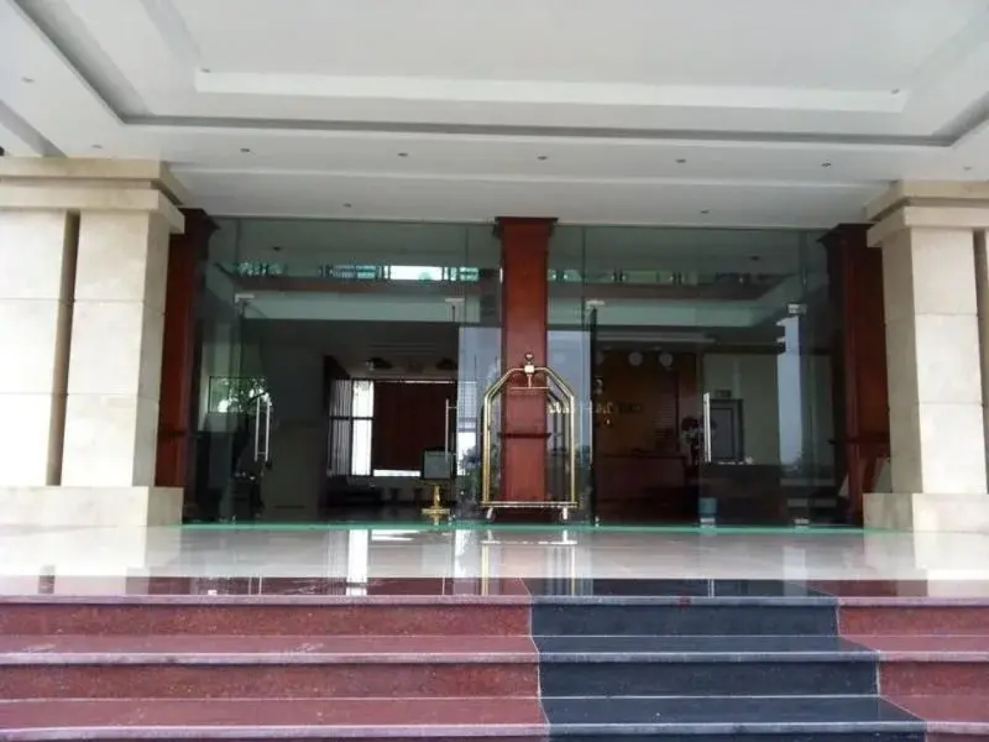 Dong Phong Hotel