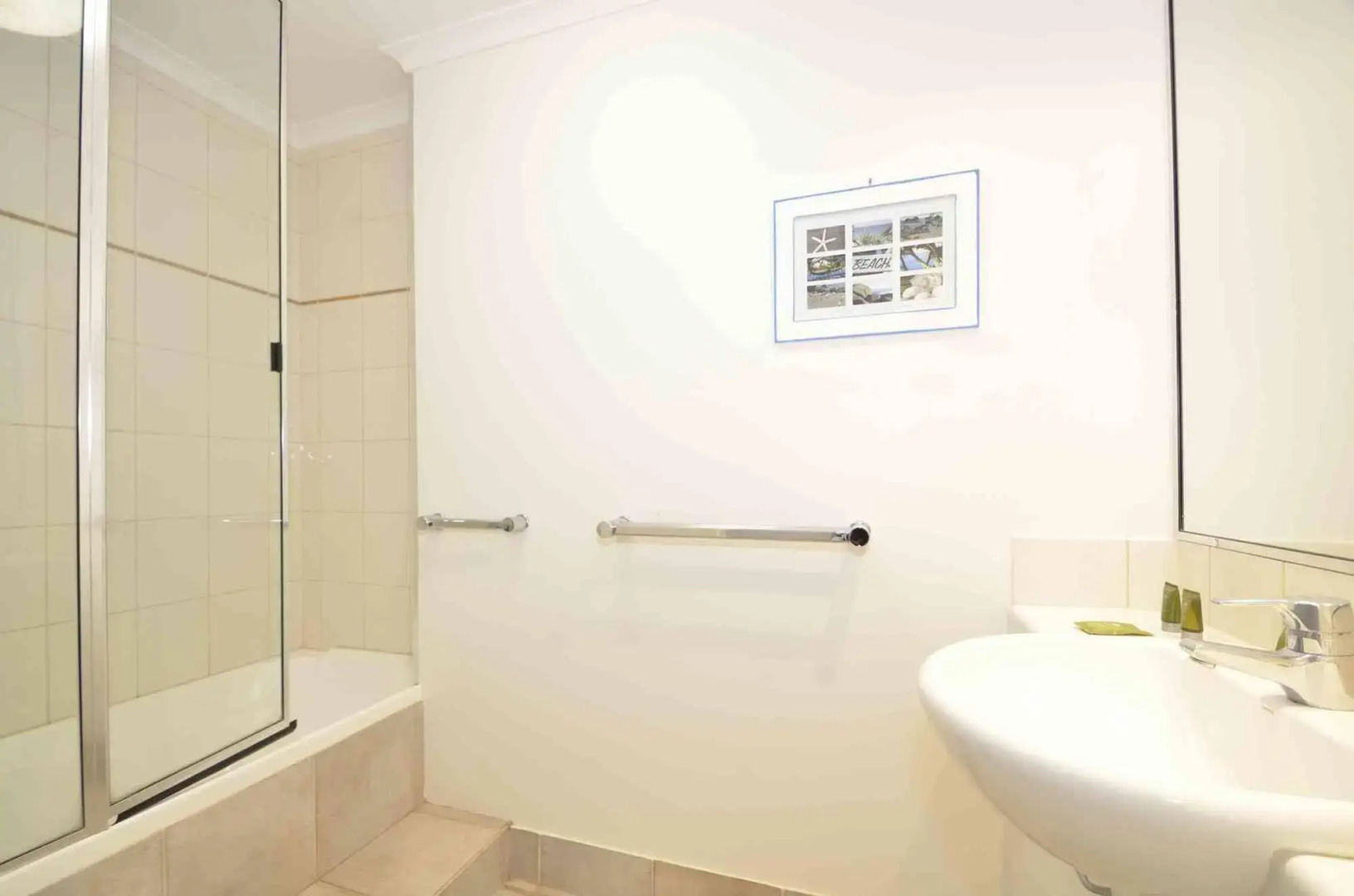 Bermuda Villas Hotel