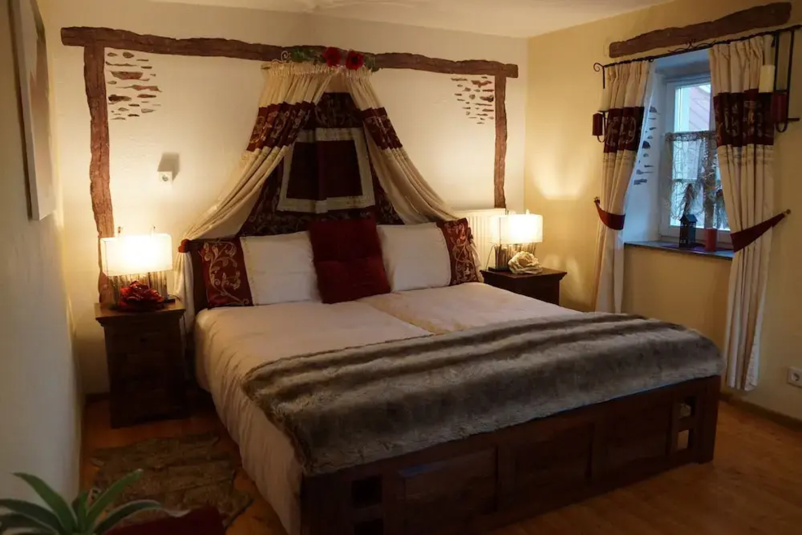 Villa Romantica Large Holiday Home For Up To 12 People, Dogs Welcome