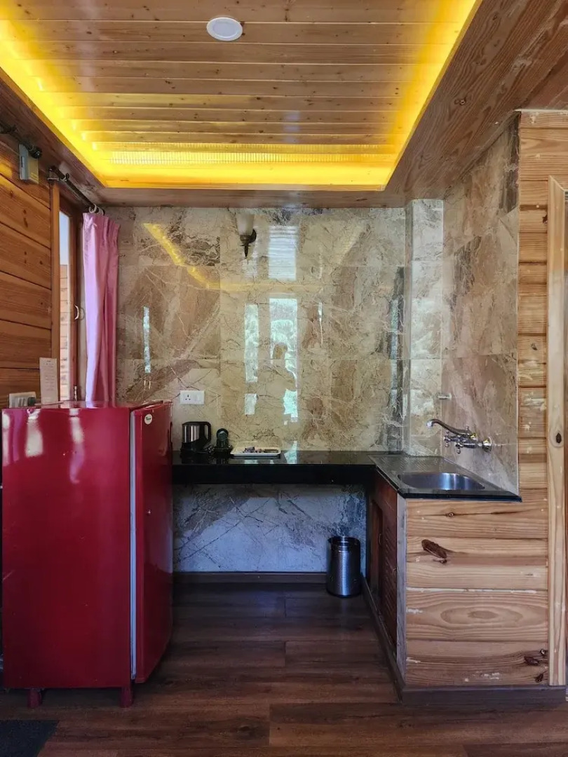 The Chalets Naldehra