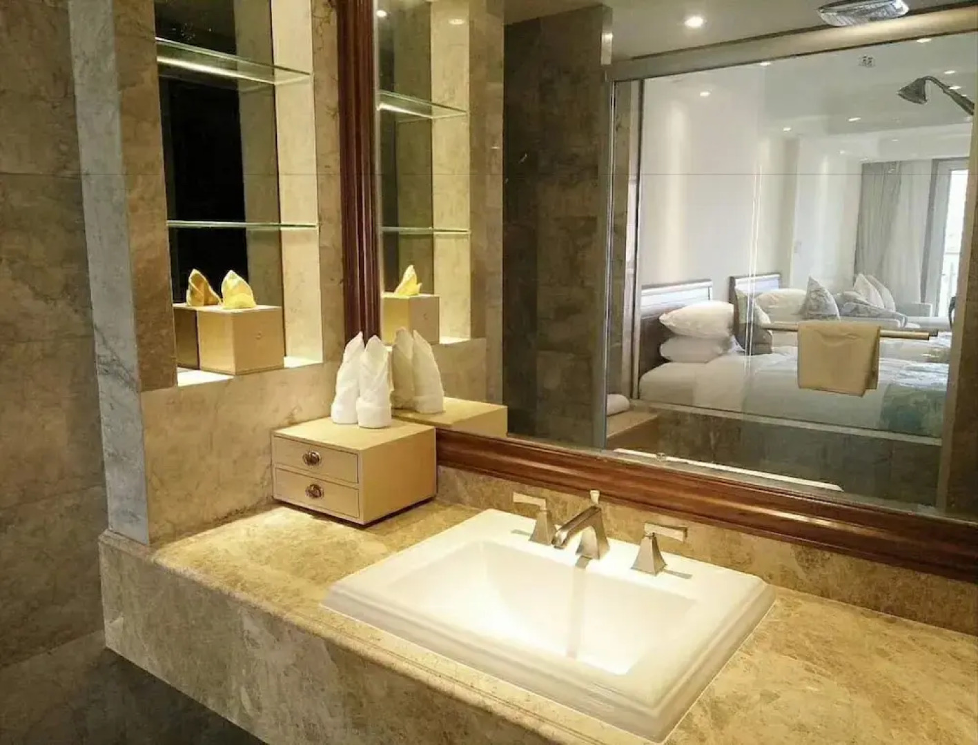 Бутик-отель Sanya Baohong Shang Haihuating