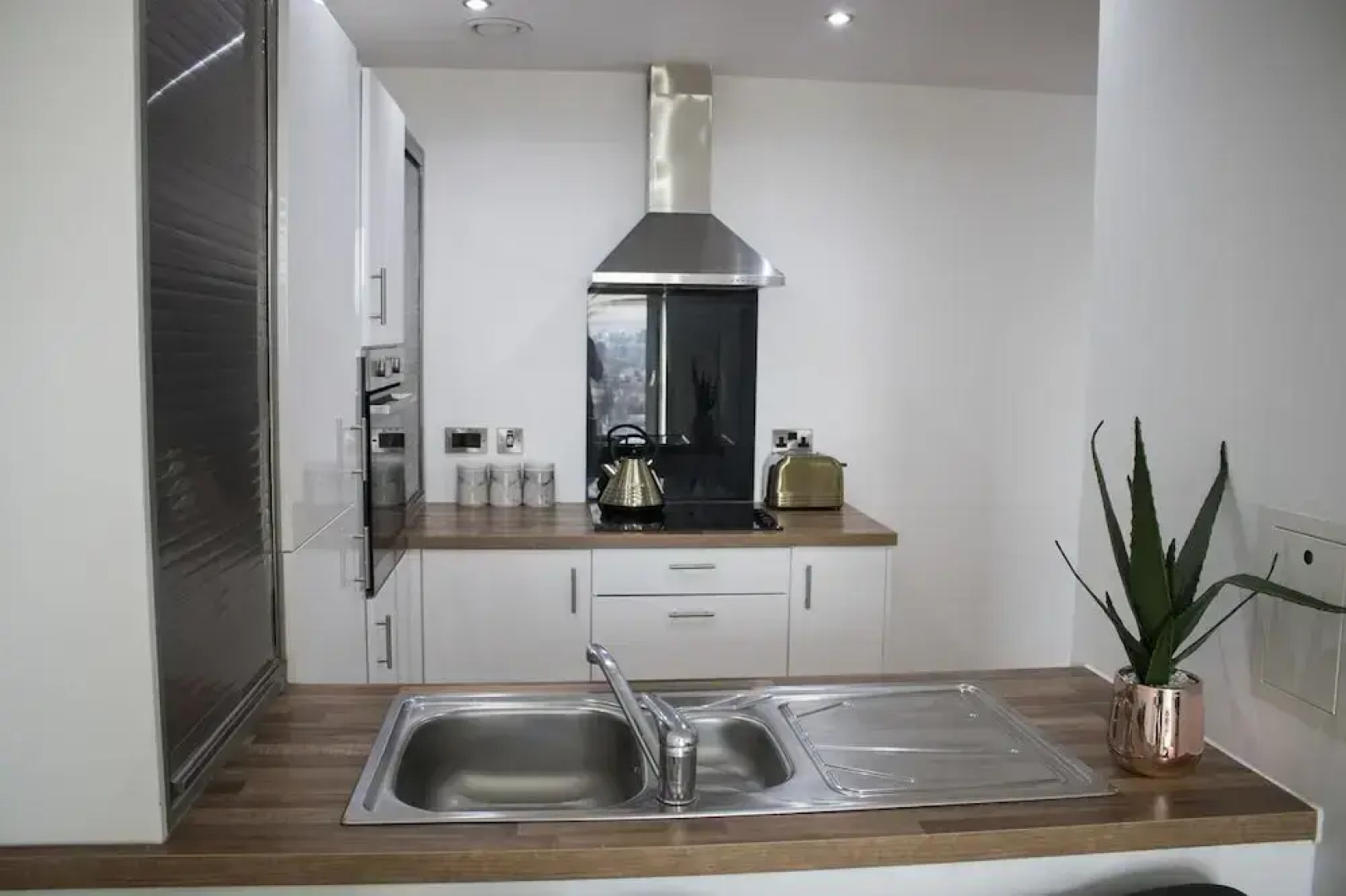 X1 Media City Tower II