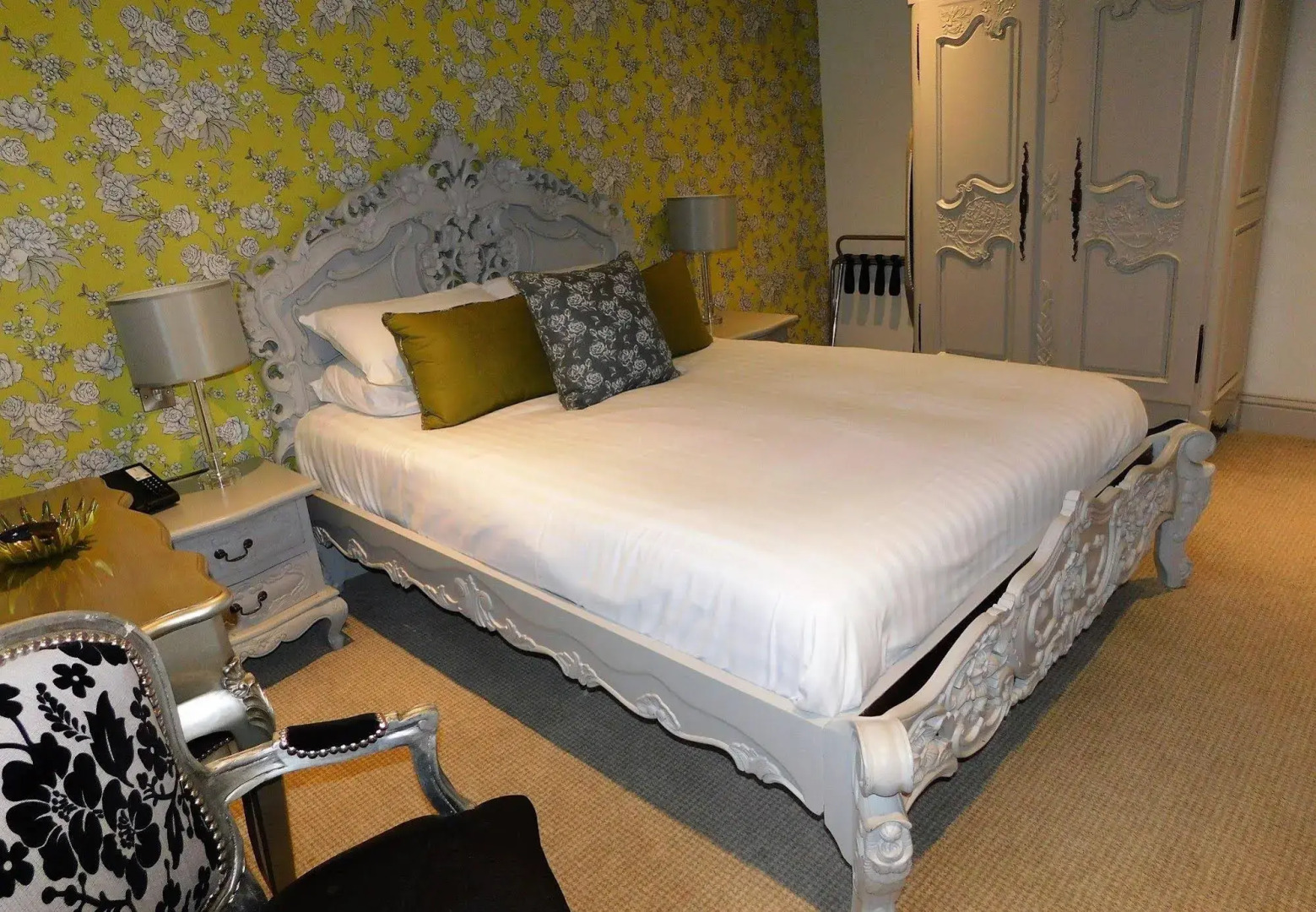 The Crescent Turner Hotel