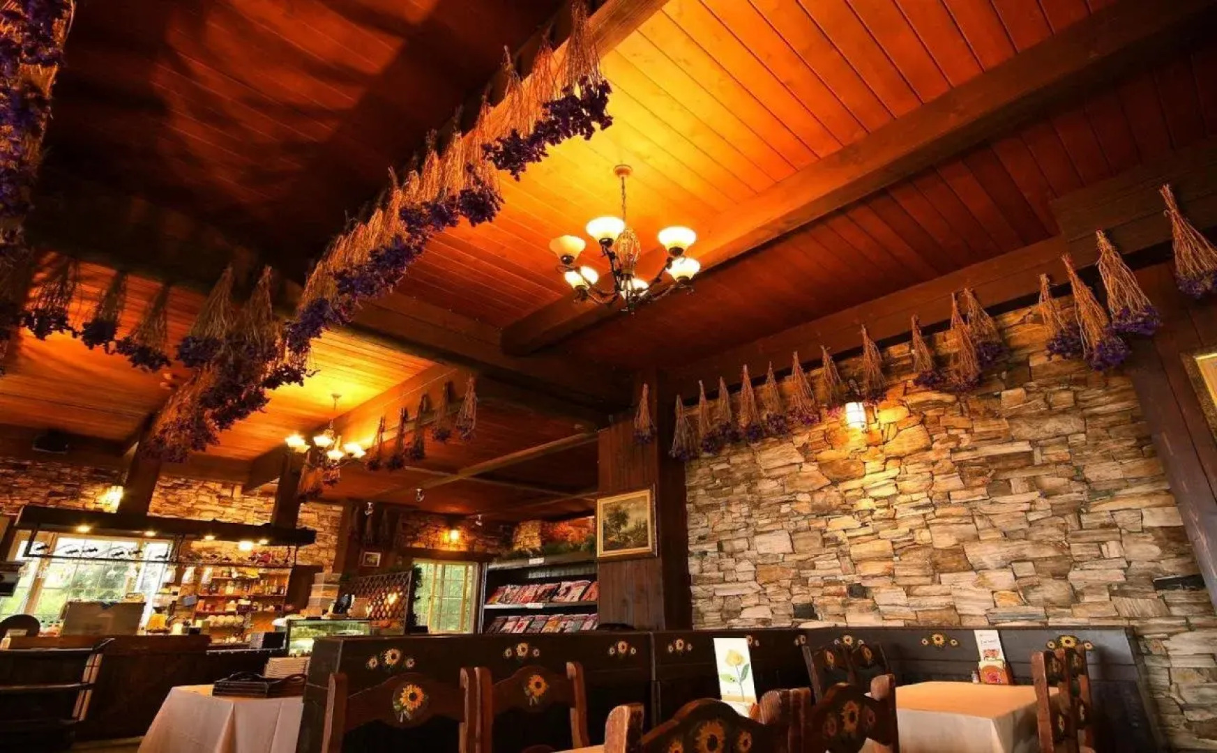 Provence Rose Lodge in Ching Jing