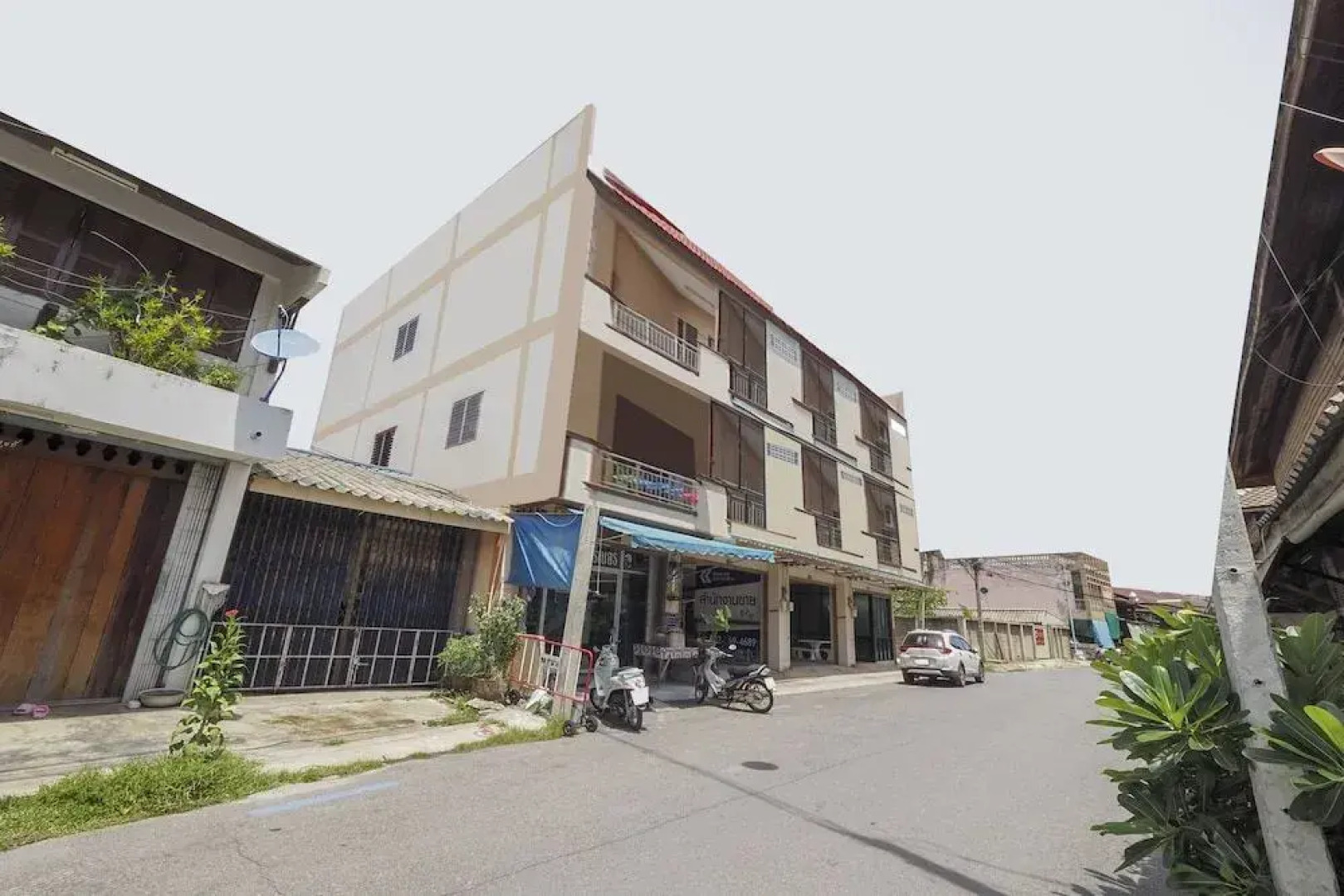 OYO 75309 Yo Charoen