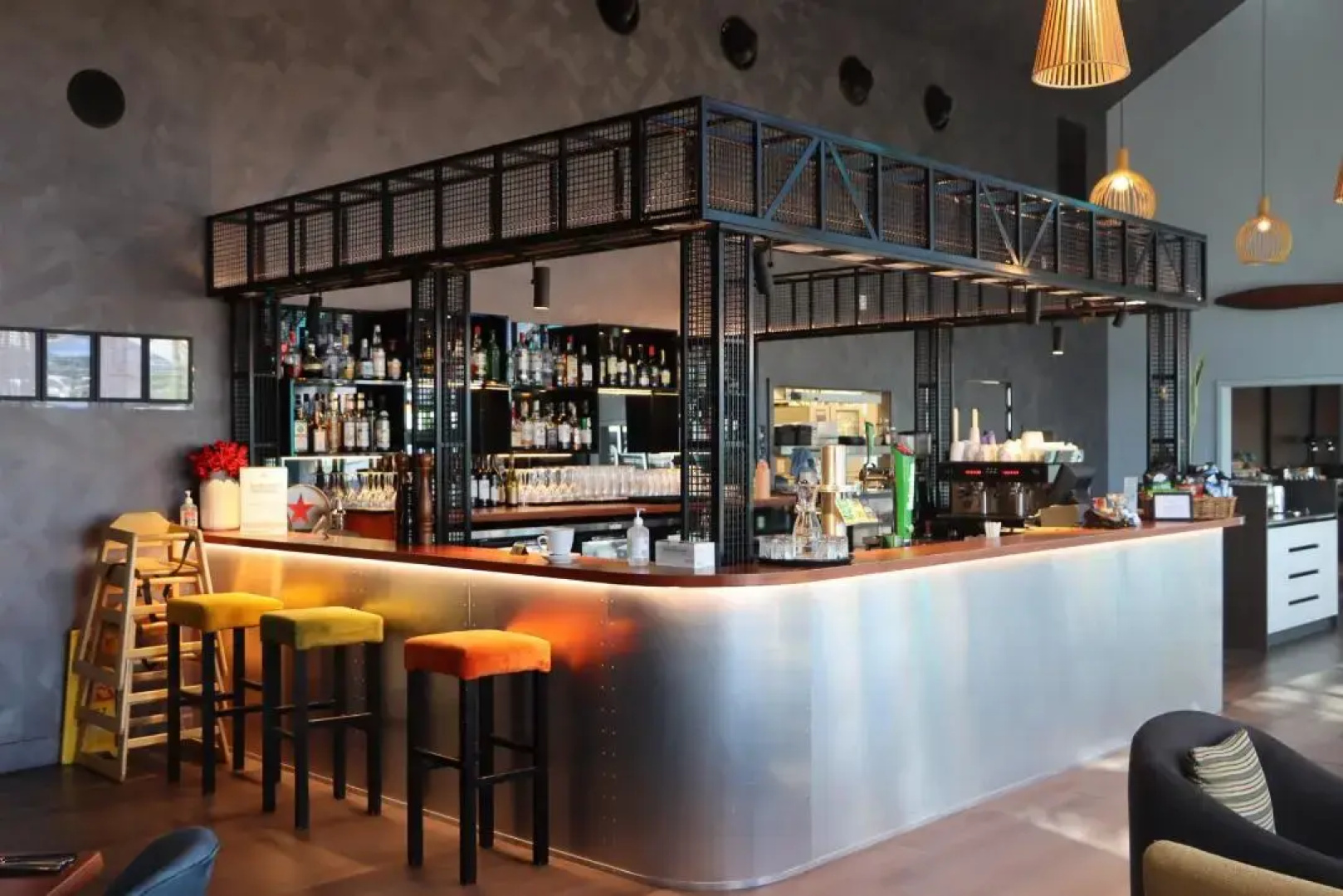 JetPark Hotel Hamilton Airport