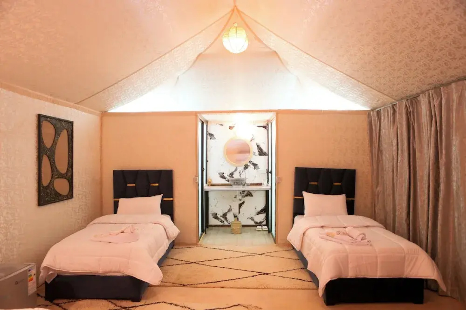 Kal Tenere Agafay Luxury Camp