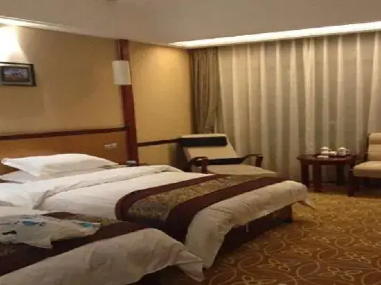 Shiping Tianyi Hotel