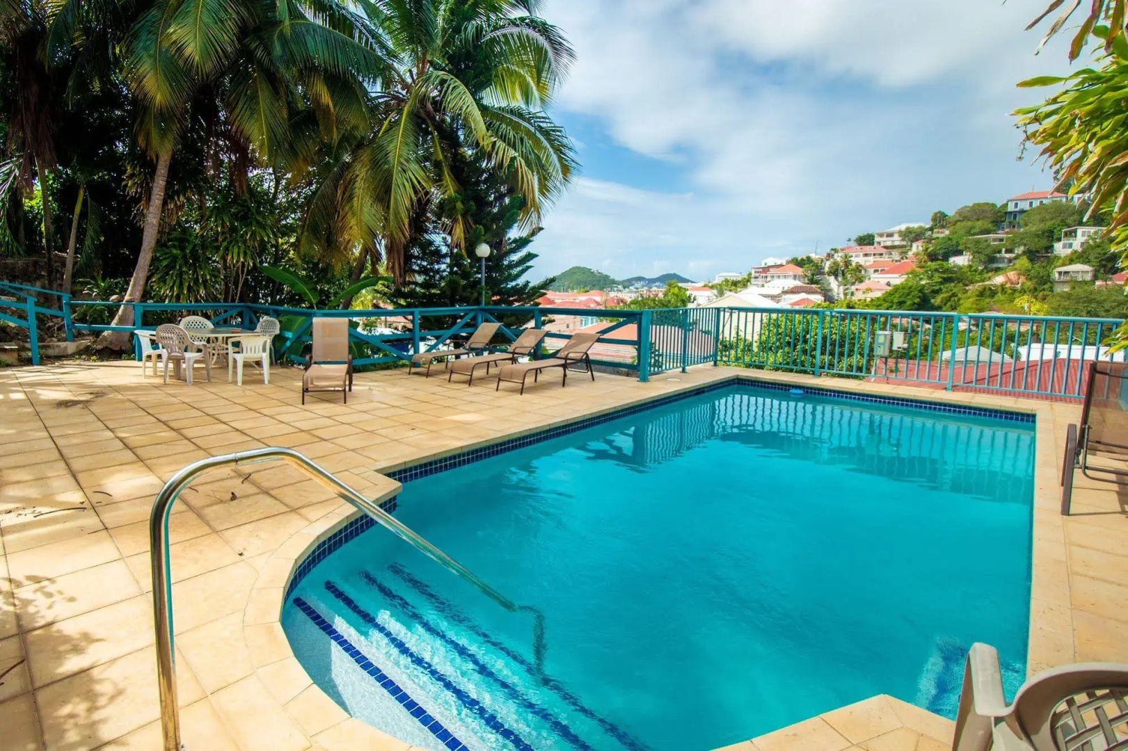 Galleon House Hotel