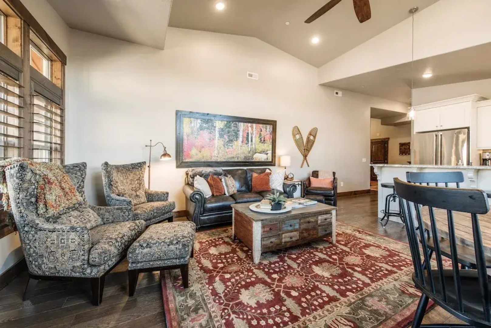 Deer Park Condo #303 3 Bedrooms 2 Bathrooms Condo