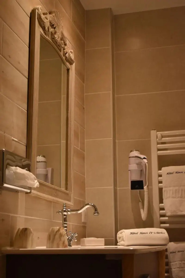 Hotel Henri IV