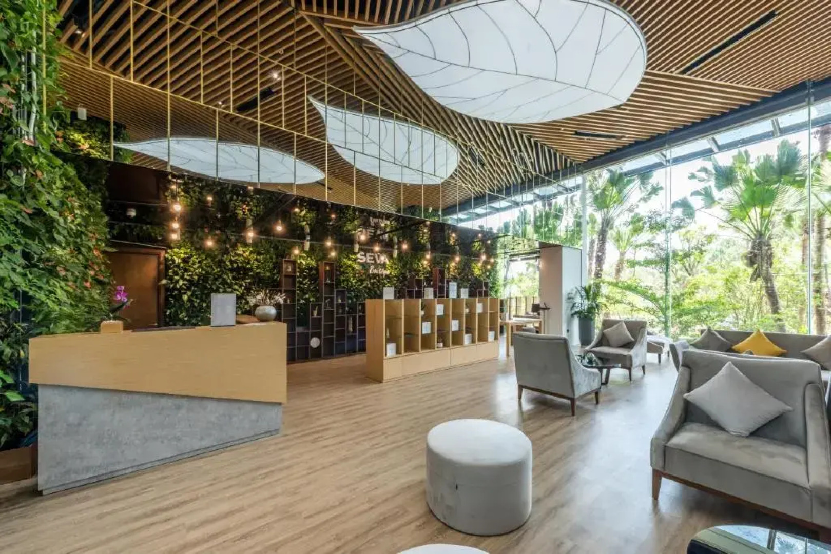 Forest In The Sky - Flamingo Dai Lai