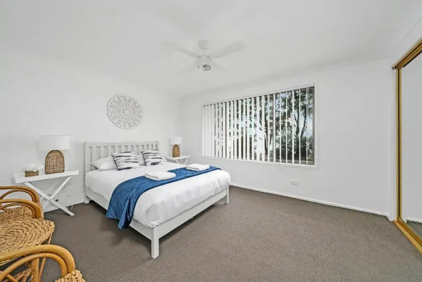 Husky 56 Deluxe Beachfront Villa's