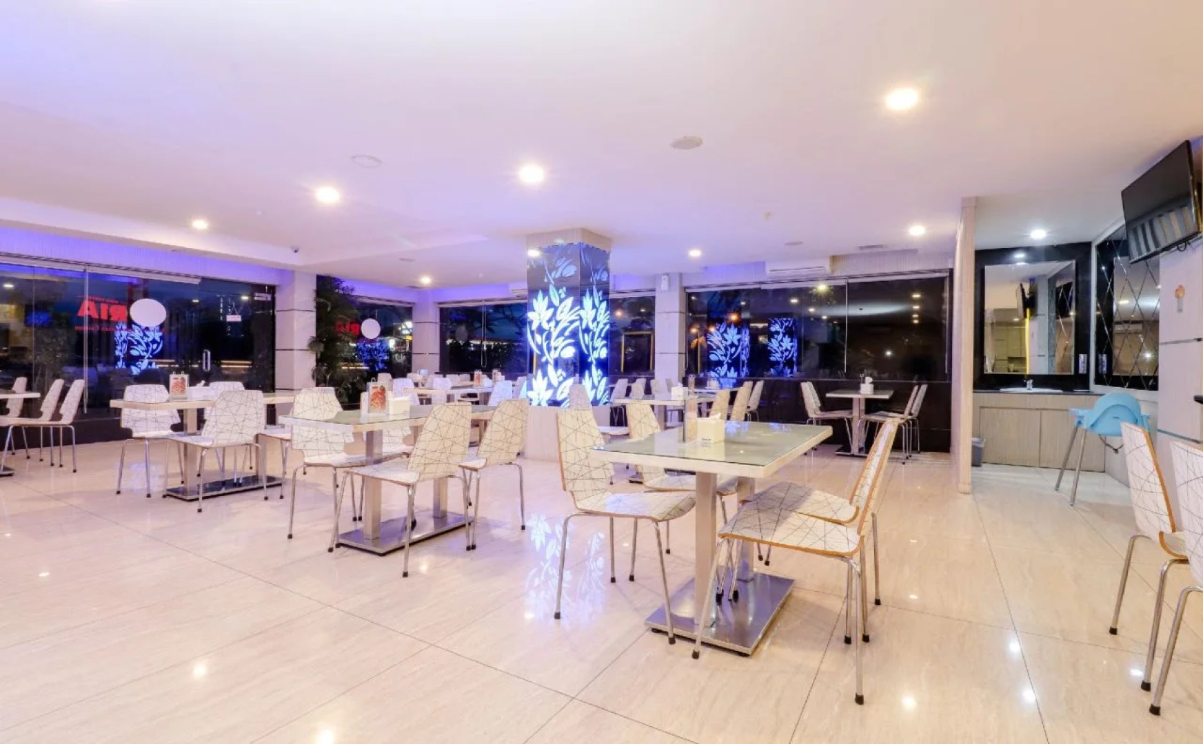 Lovina Inn Hotel Batam