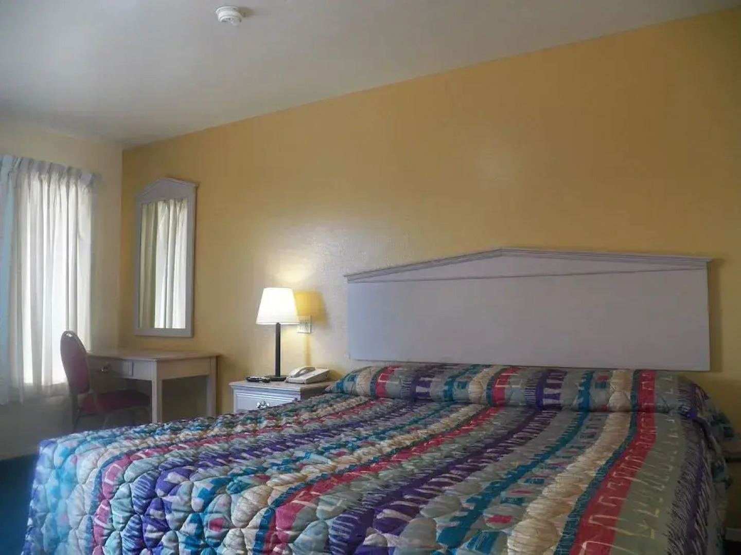 Sleepy Traveler Motel