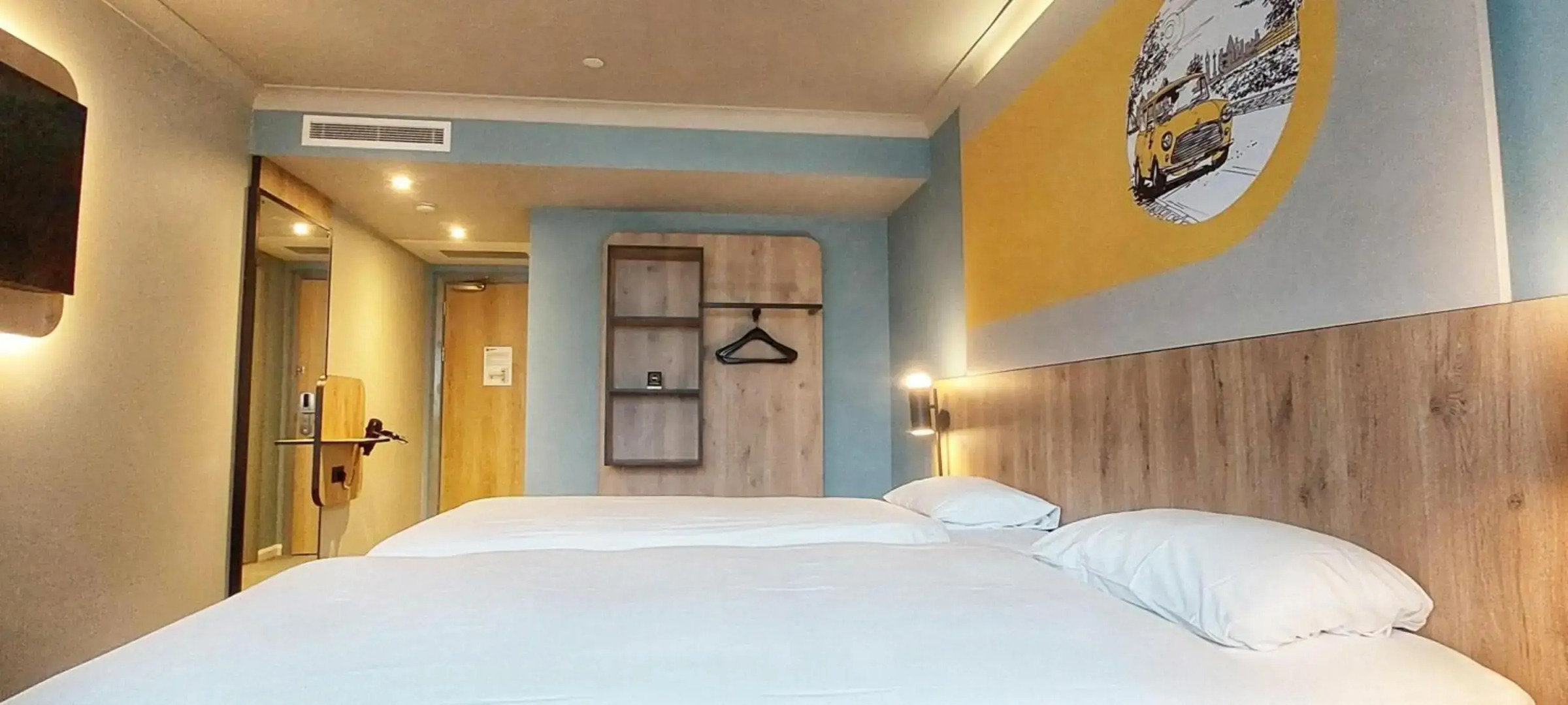 Отель B&B Hotel London Heathrow