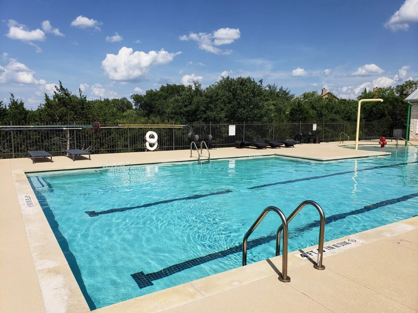 514 Harbor Drive Townhouse #8 3 Bedrooms 2 Bathrooms Townhouse
