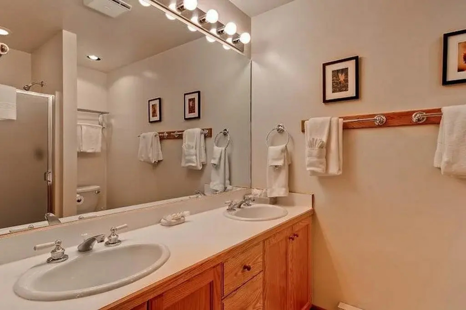 Greyhawk Condominiums Warm Springs, Great Location for Bike and Ski