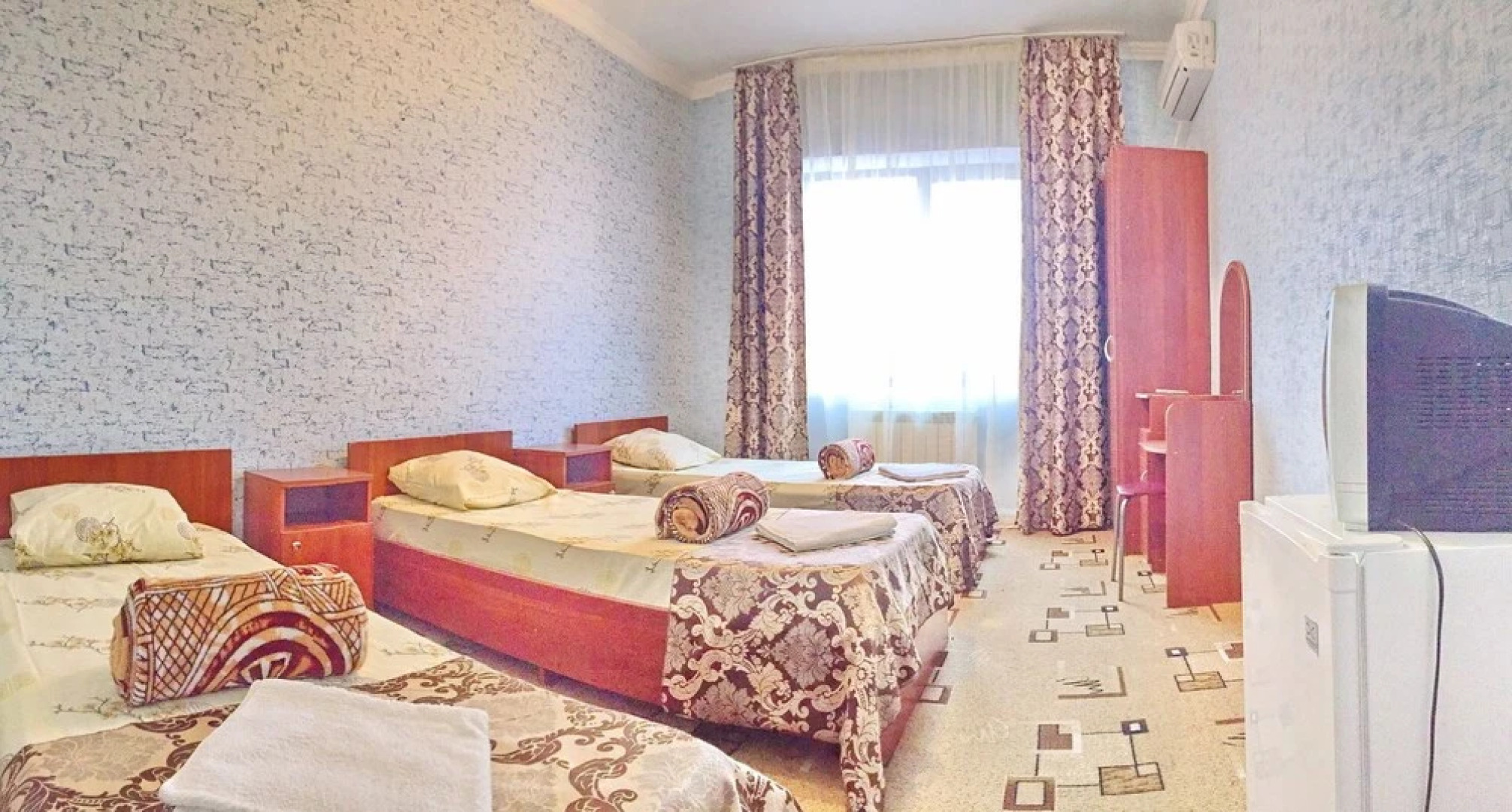 Lazurnaya Plus Hotel