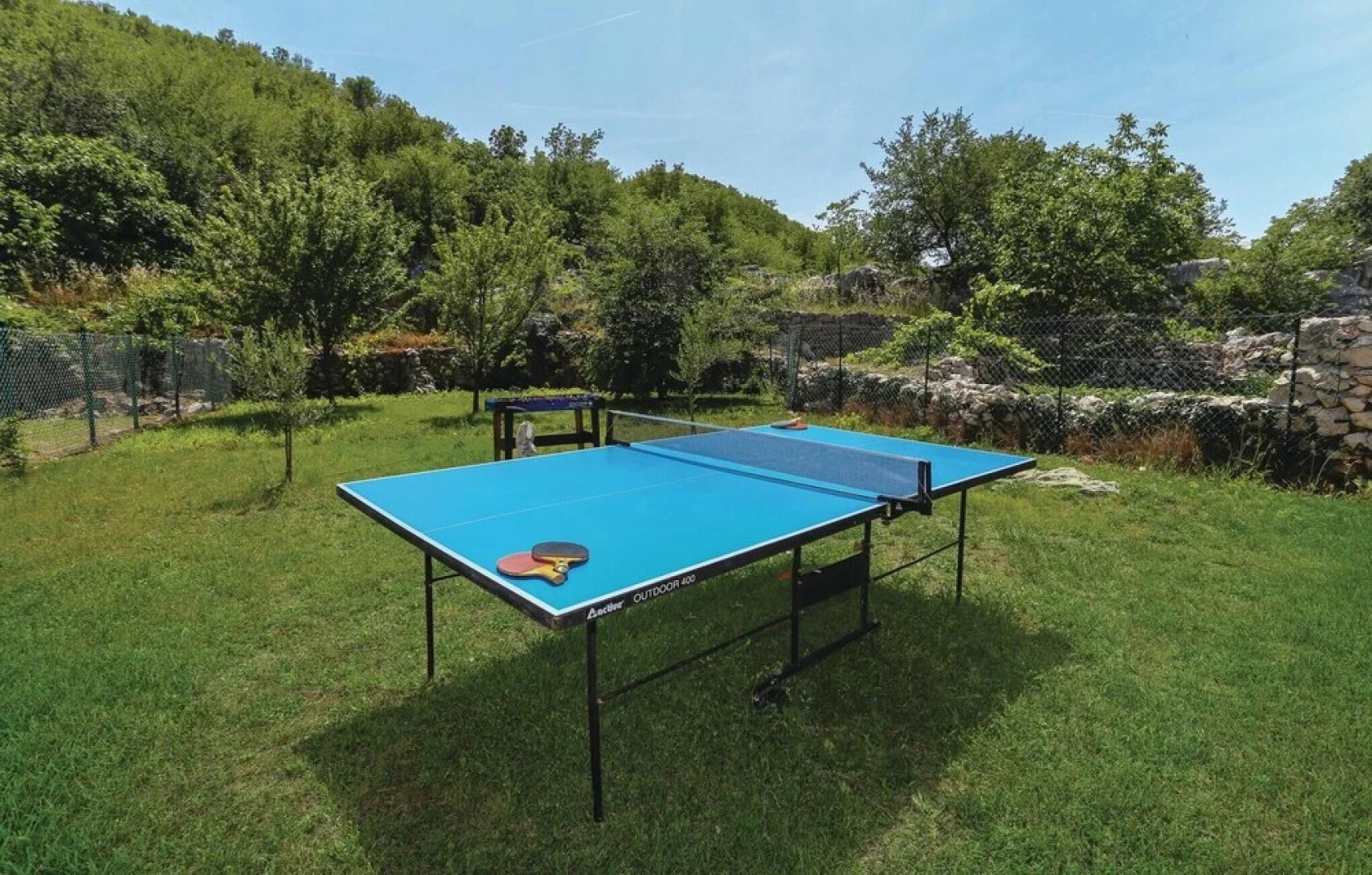 Amazing Home in Blato na Cetini With Wifi and 4 Bedrooms