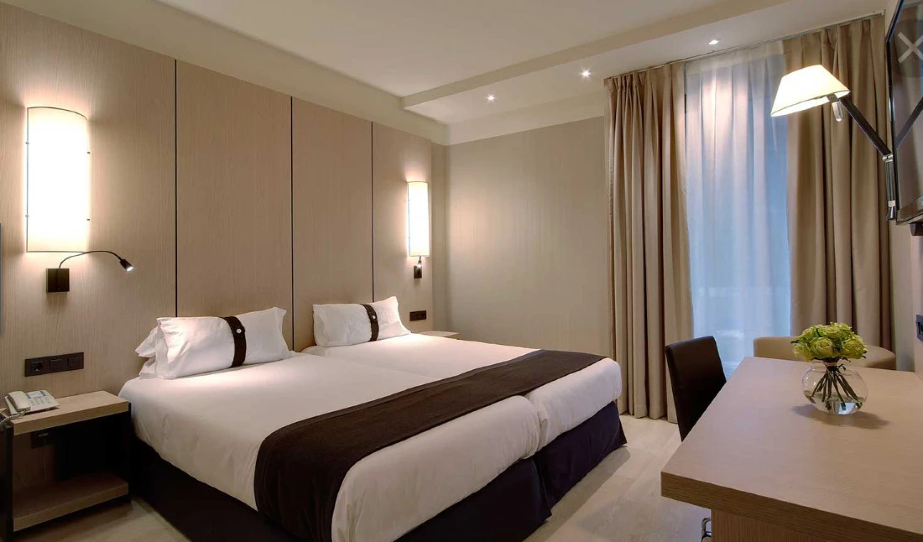 Отель Occidental Bilbao