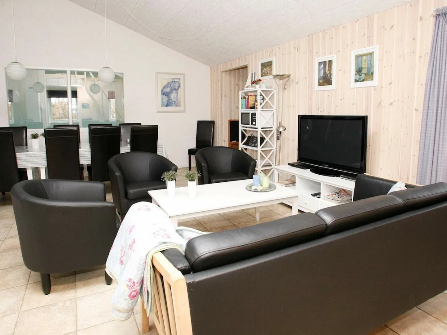 Elite Holiday Home in Vinderup With Private Pool