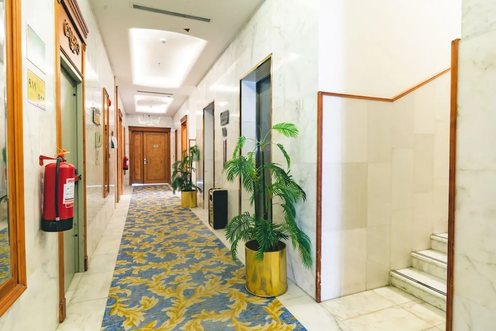 Platinum Alkhamseen Serviced Apartments