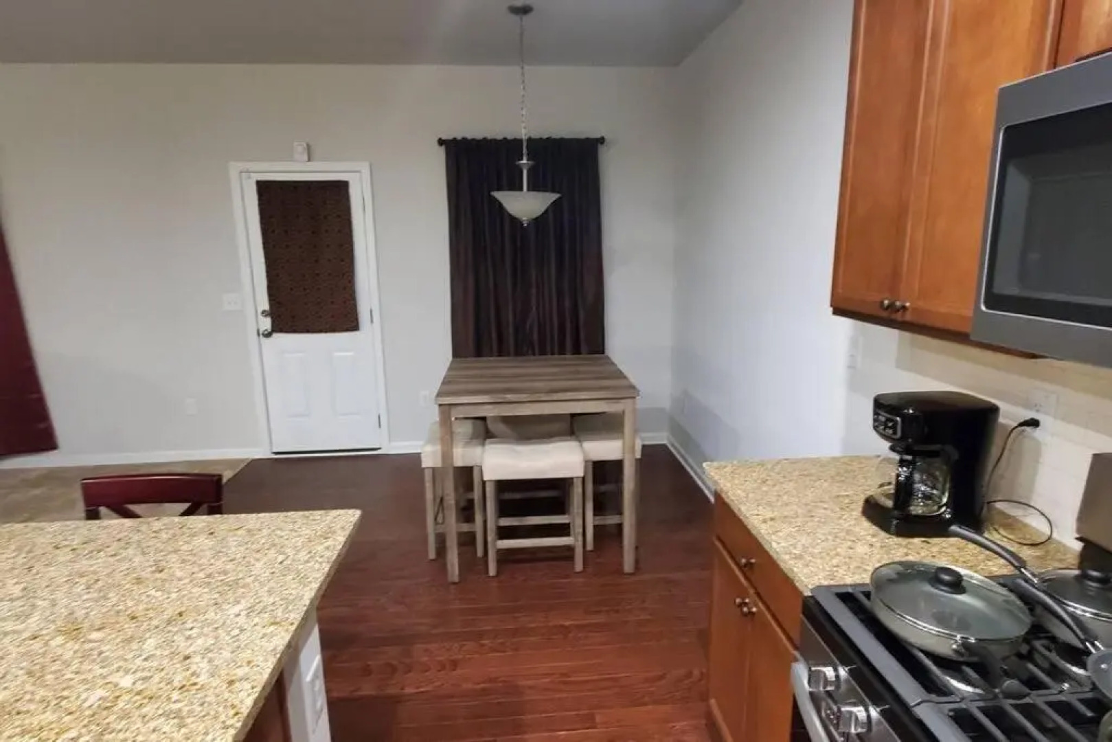 New 3 Bedroom Home w/ tons of amenities & parking.