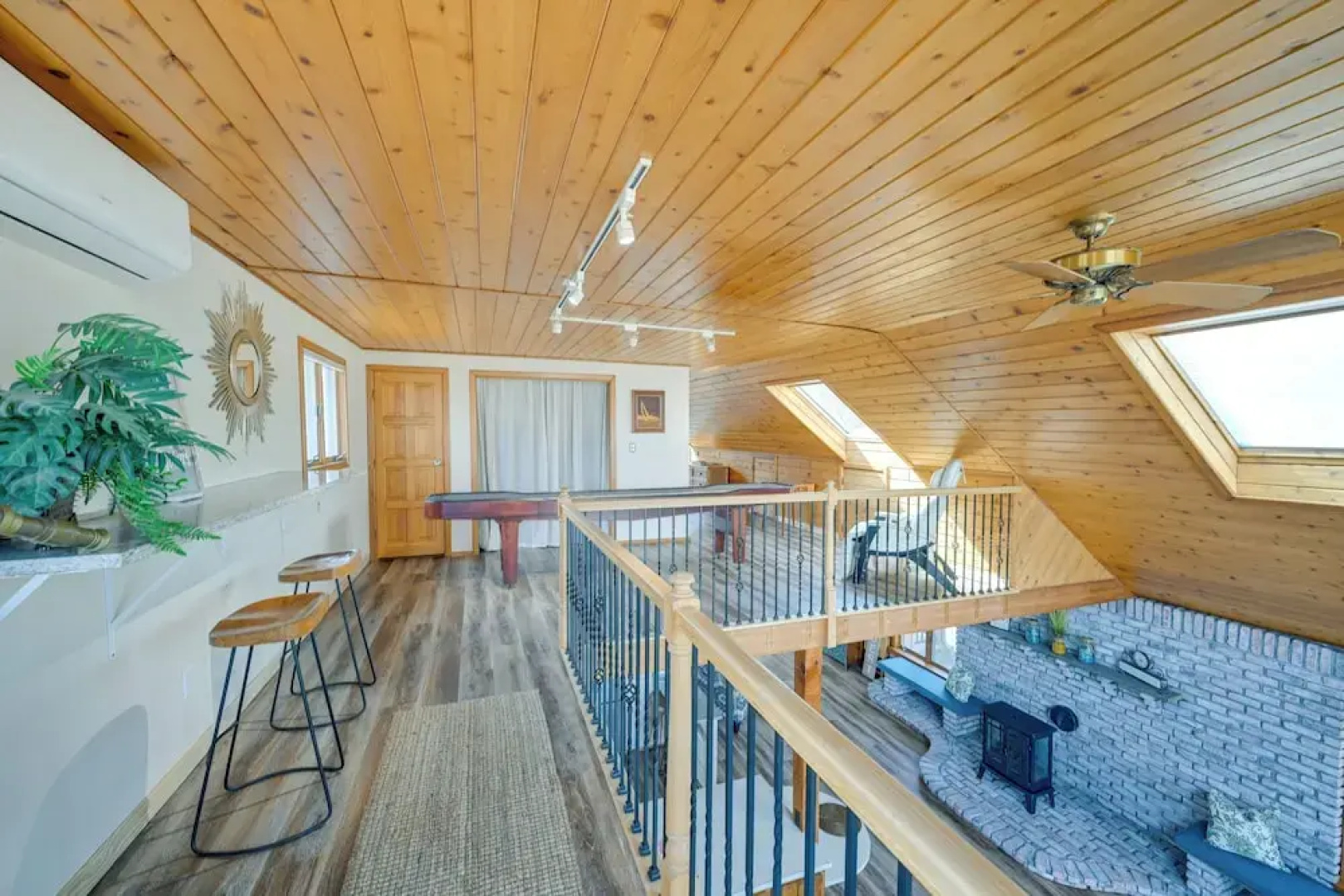 Amazing Rocky Point Retreat Overlooking the Sound!