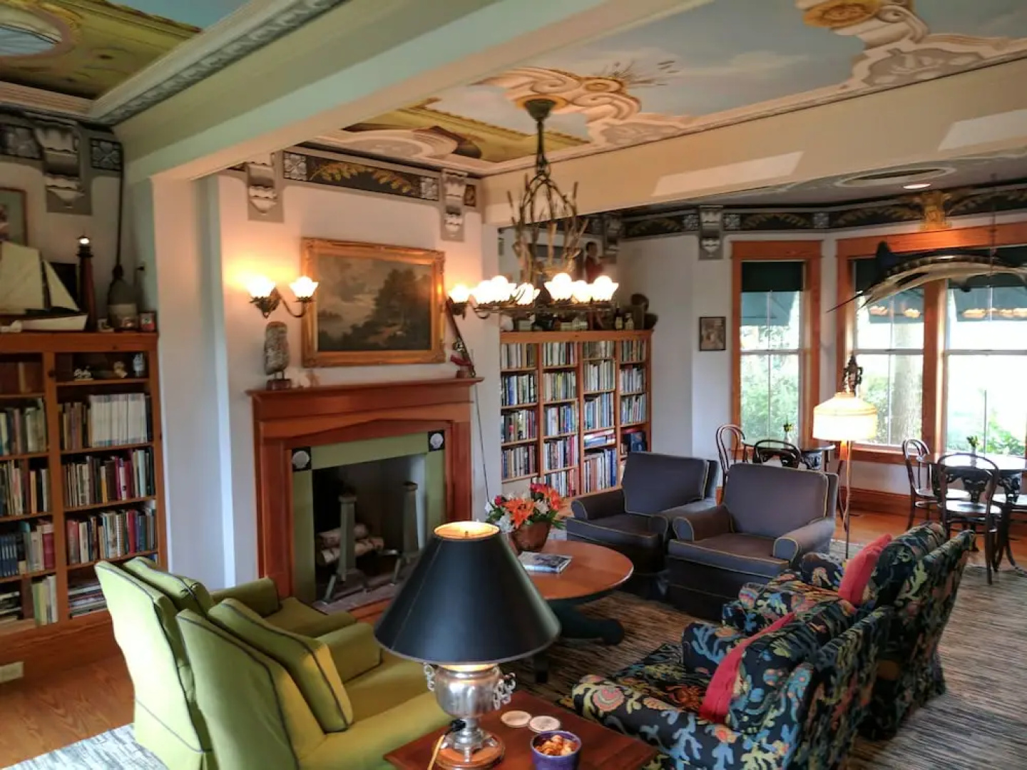 Roanoke Island Inn