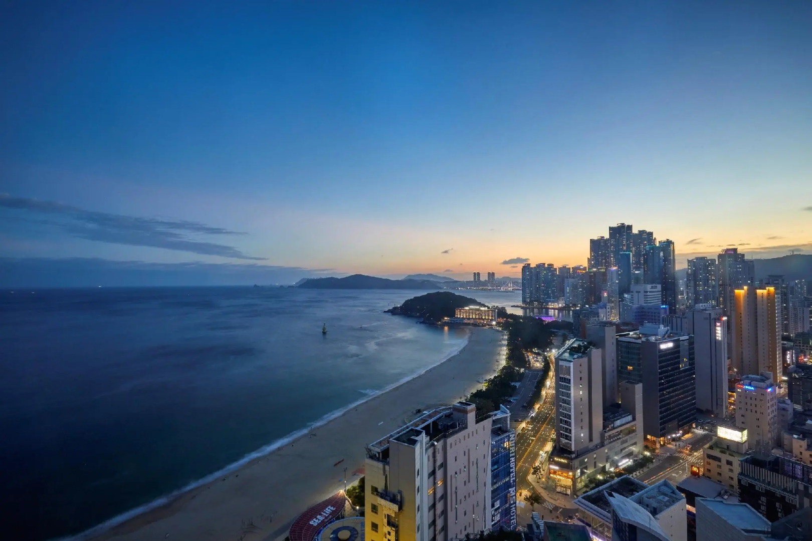 Kolon Seacloud Hotel