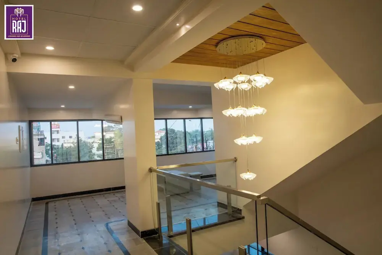 Hotel Raj Lodging &Boarding