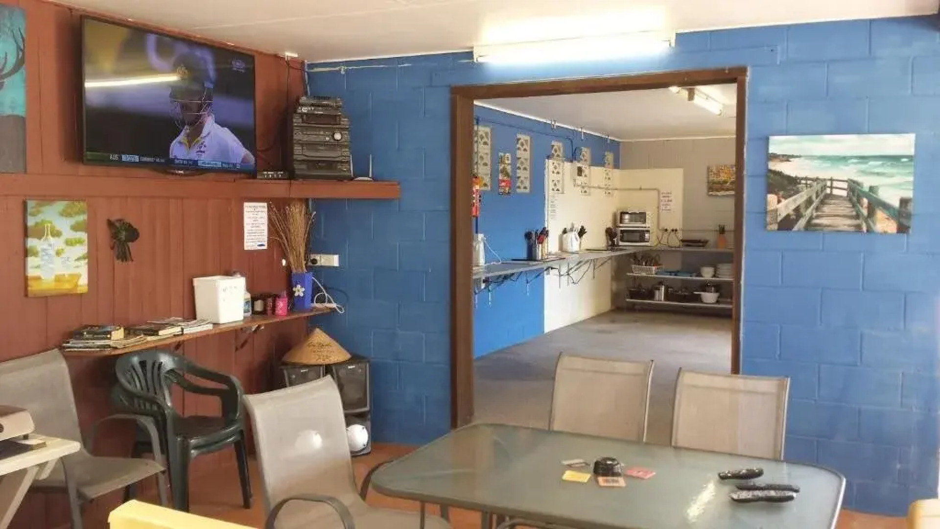 Bushchooks Travellers Village